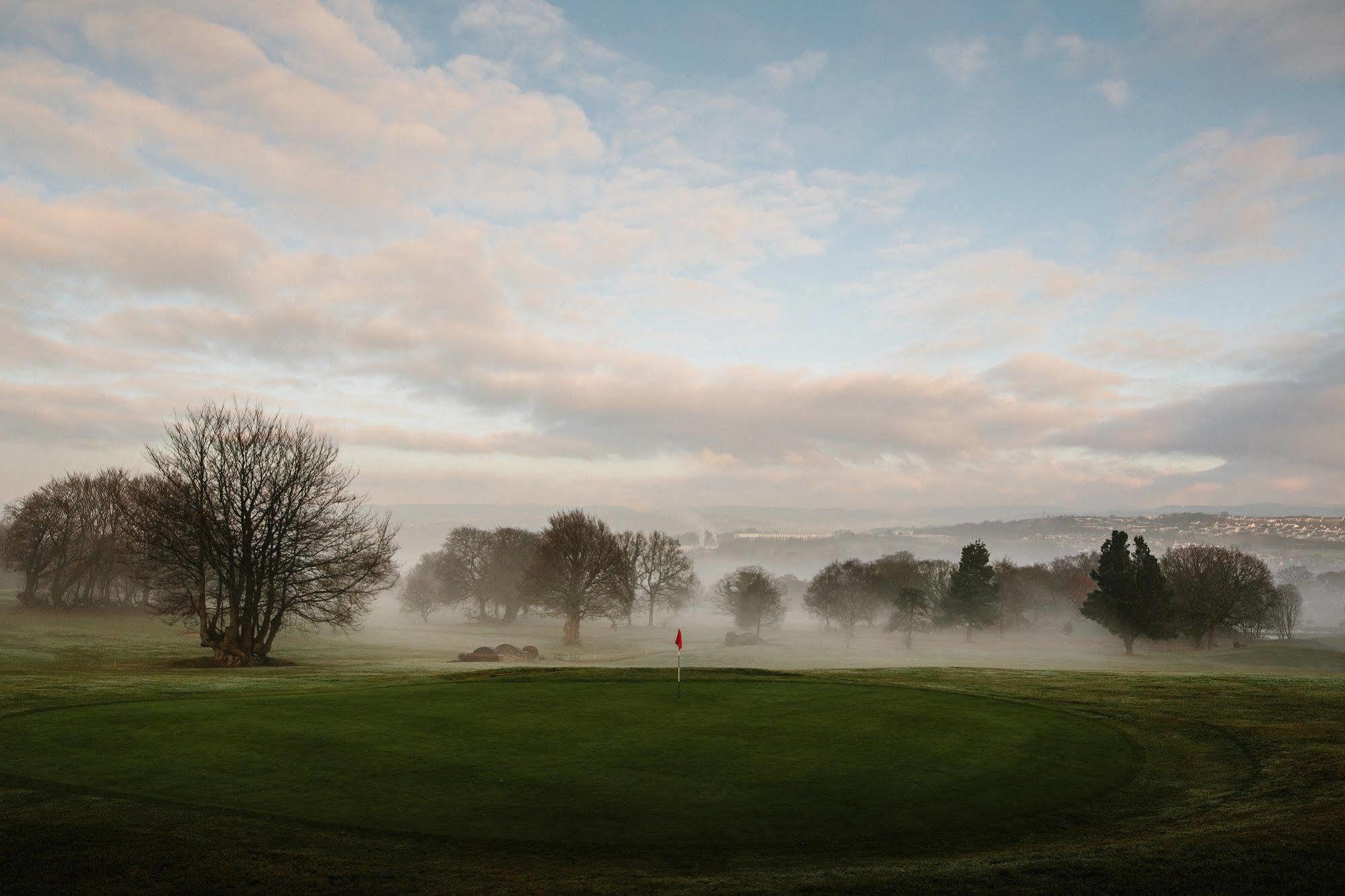 Bryn Meadows Golf, Hotel & Spa แบล็ควูด ภายนอก รูปภาพ