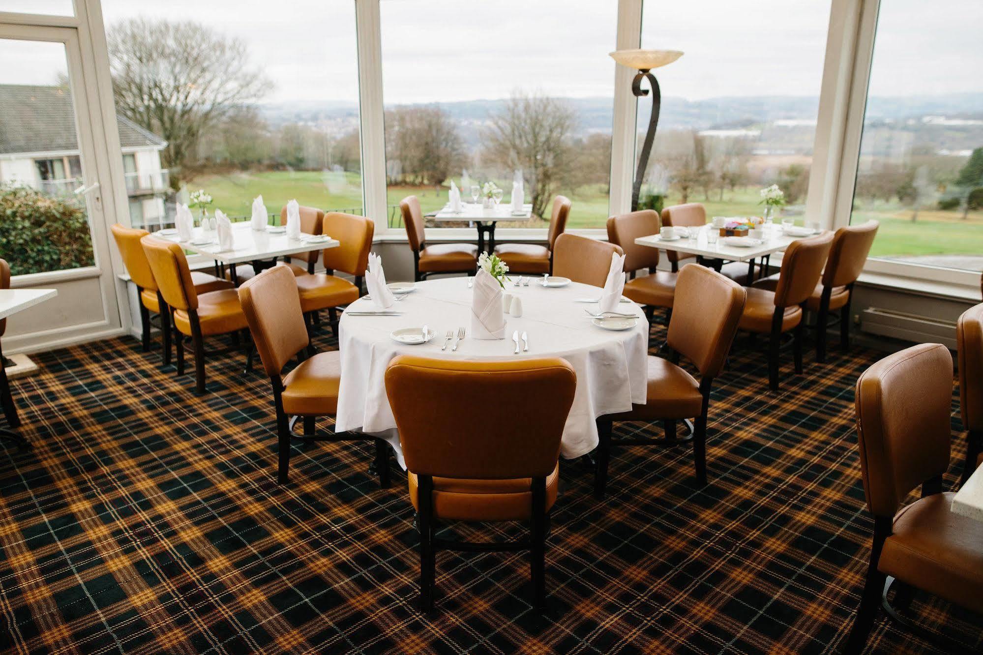 Bryn Meadows Golf, Hotel & Spa แบล็ควูด ภายนอก รูปภาพ